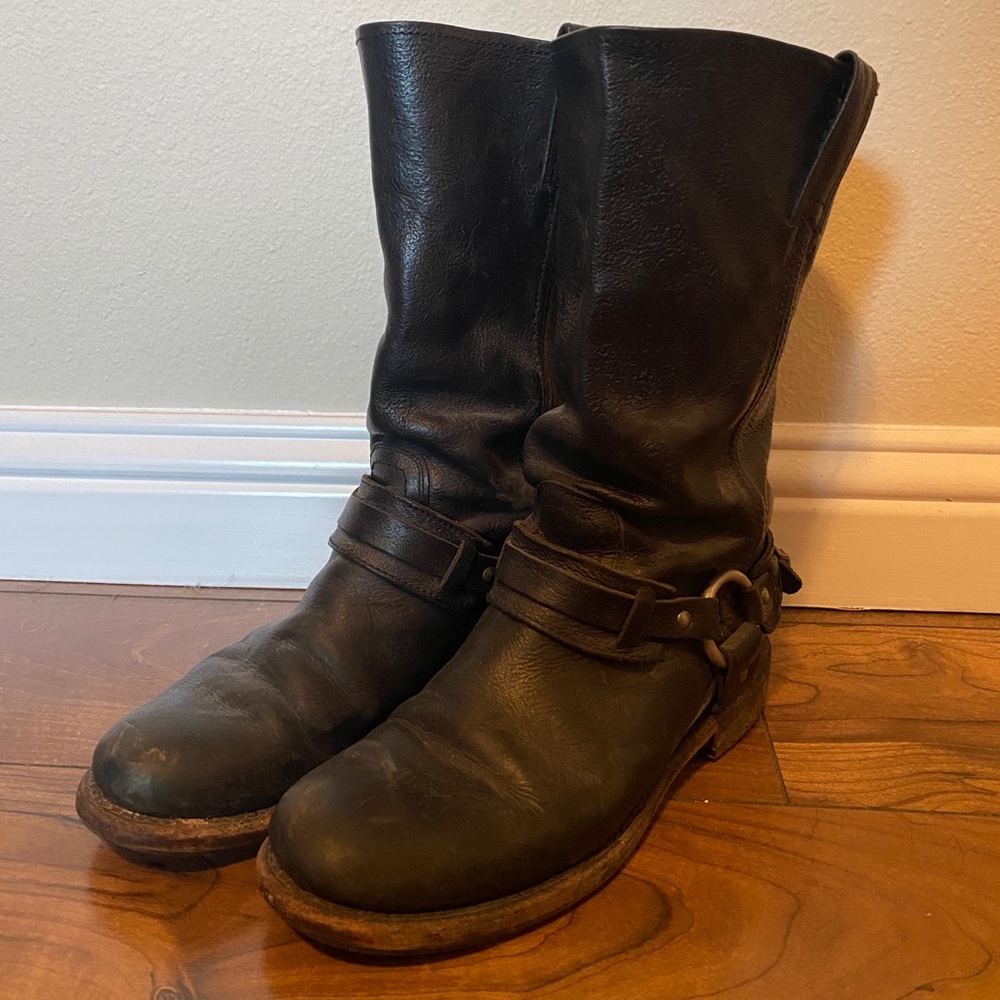 Black leather Frye boots